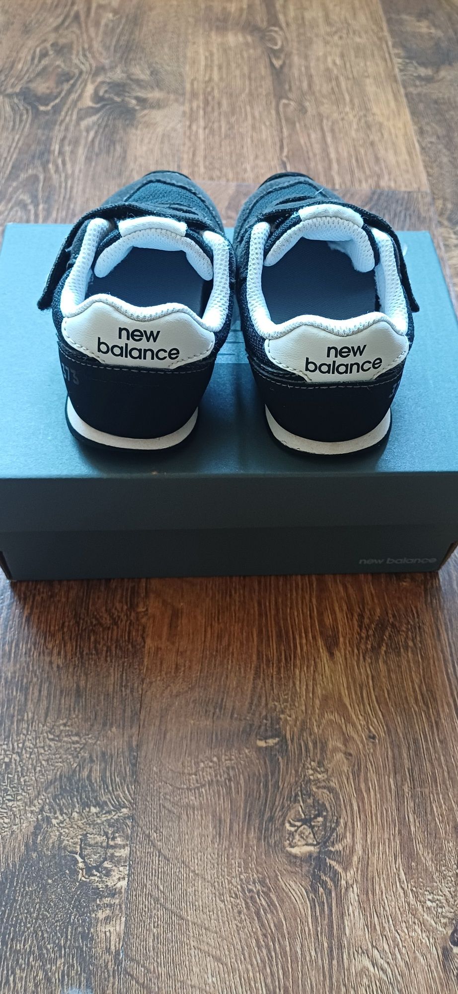 Бебешки маратонки New balance и  Reebok