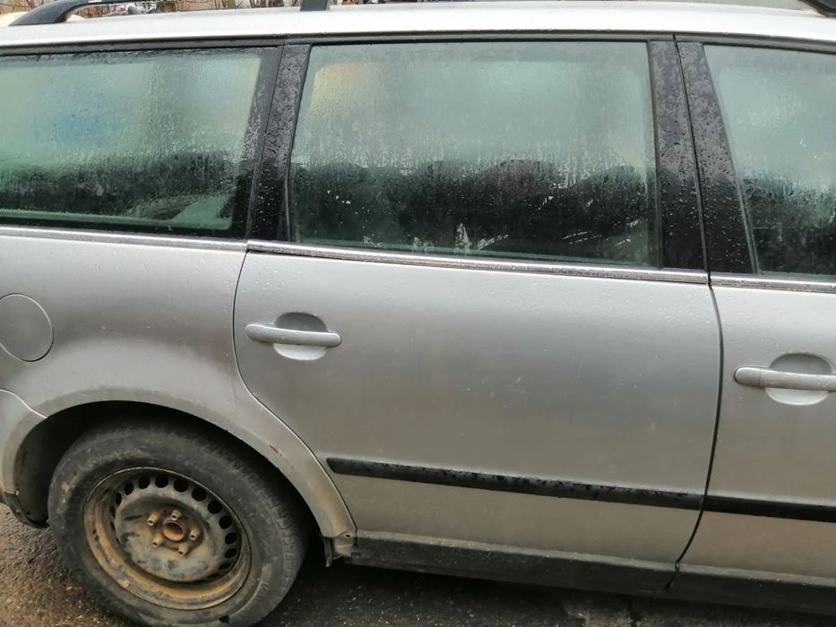 Dezmembrez Volkswagen Passat B5.5 Variant (3B6) 1.9 TDI AVB 2005