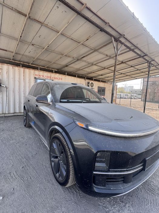 Li Xiang LUltra Yangi modellar Asl zaryadlovchi bilan。