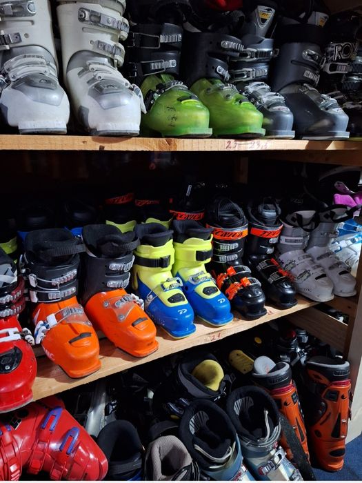 Schiuri copii 110cm  Nordica-clapari schi, casca bete ,set schi