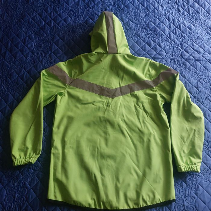 Пролетно яке софтшел