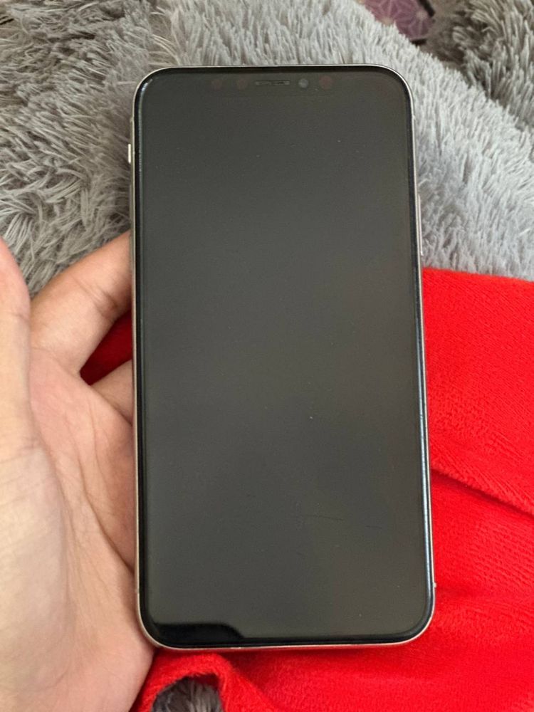 Iphon x 64 sotiladi