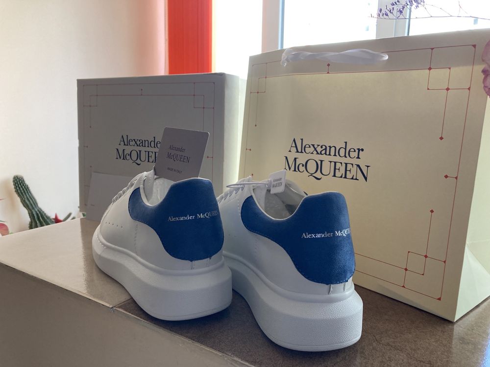 Alexander McQueen Blue