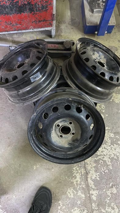 Продам диски на r 15