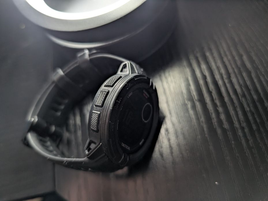 Garmin Instinct 2 Solar Tactical Edition Full Box