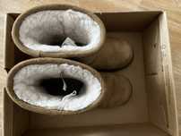 Cizme UGG impermeabile, masura 31