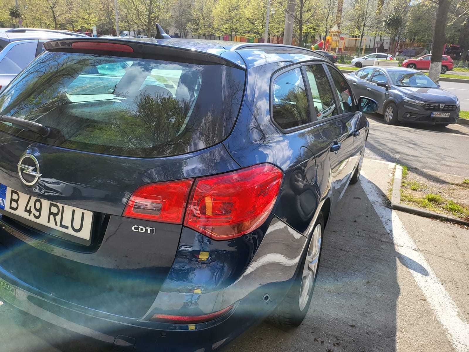 Opel Astra Sport Tourer 1.7 cdti