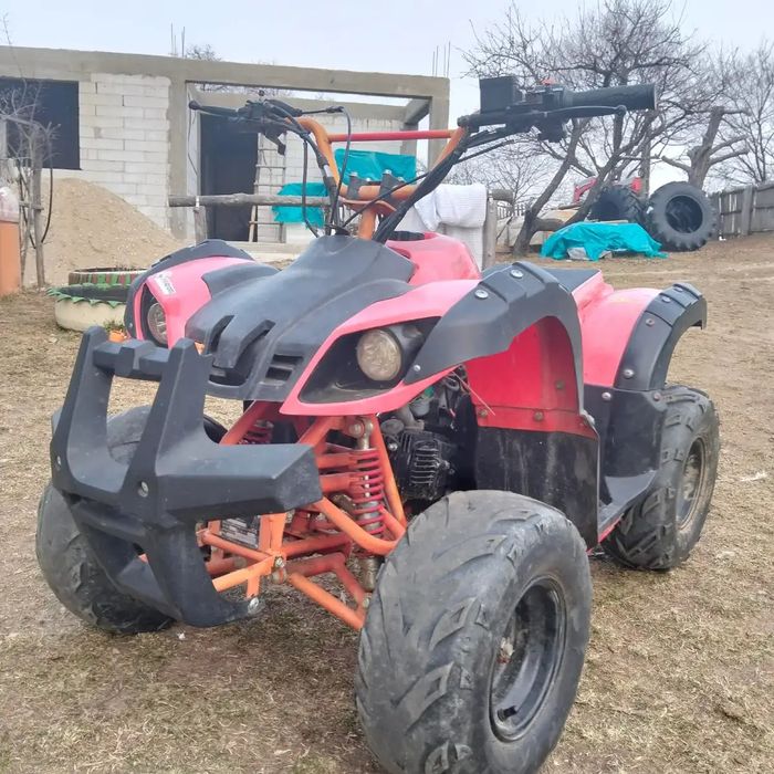 Vând ATV Hummer de 125cc