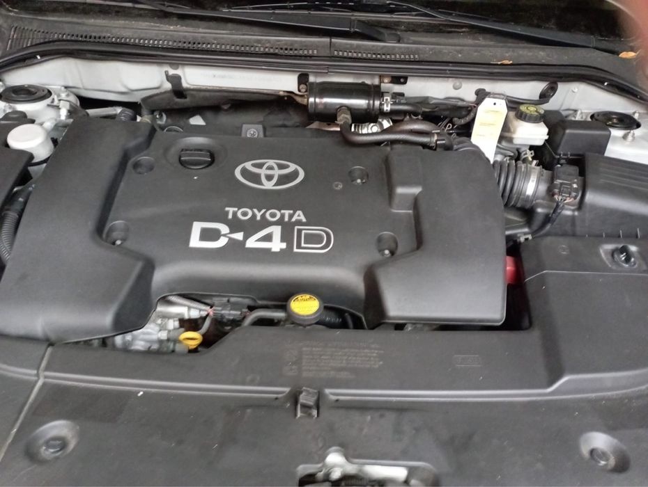 Toyota Avensis 2.0 Diesel ; stare impecabilă
