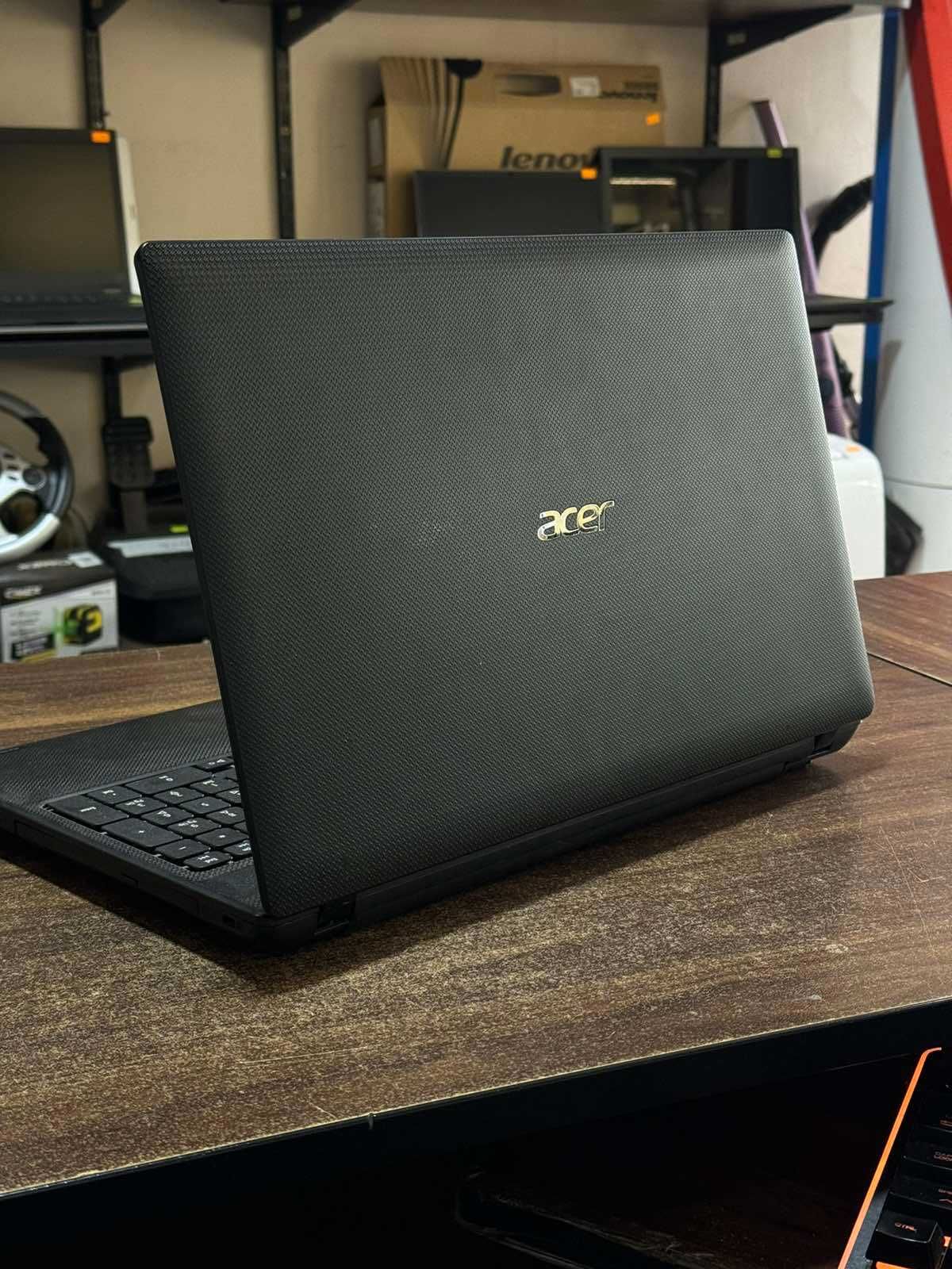 Лаптоп Acer Aspire 5742, NVIDIA GeForce 610M