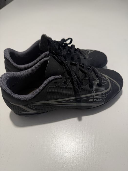 Бутанки Nike номер 36.5 -23,5 см