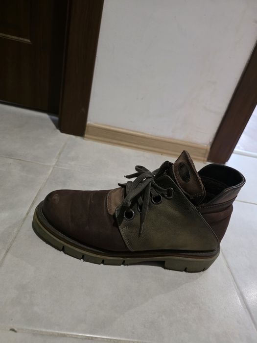 Продавам боти естествена кожа