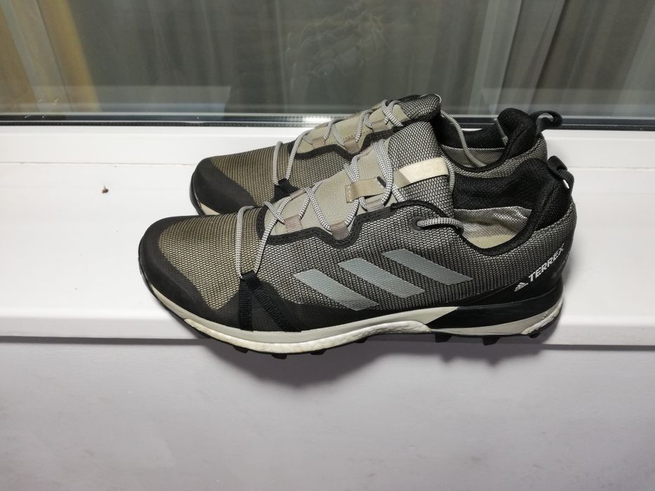 Vand pantofi sport Adidas Terrex originali cu Gore-tex nr 45