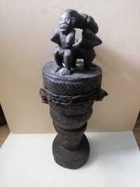 Totem african vintage cu 3 figurine