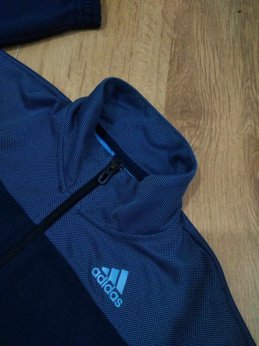 Bluza de trening Adidas mărimea S