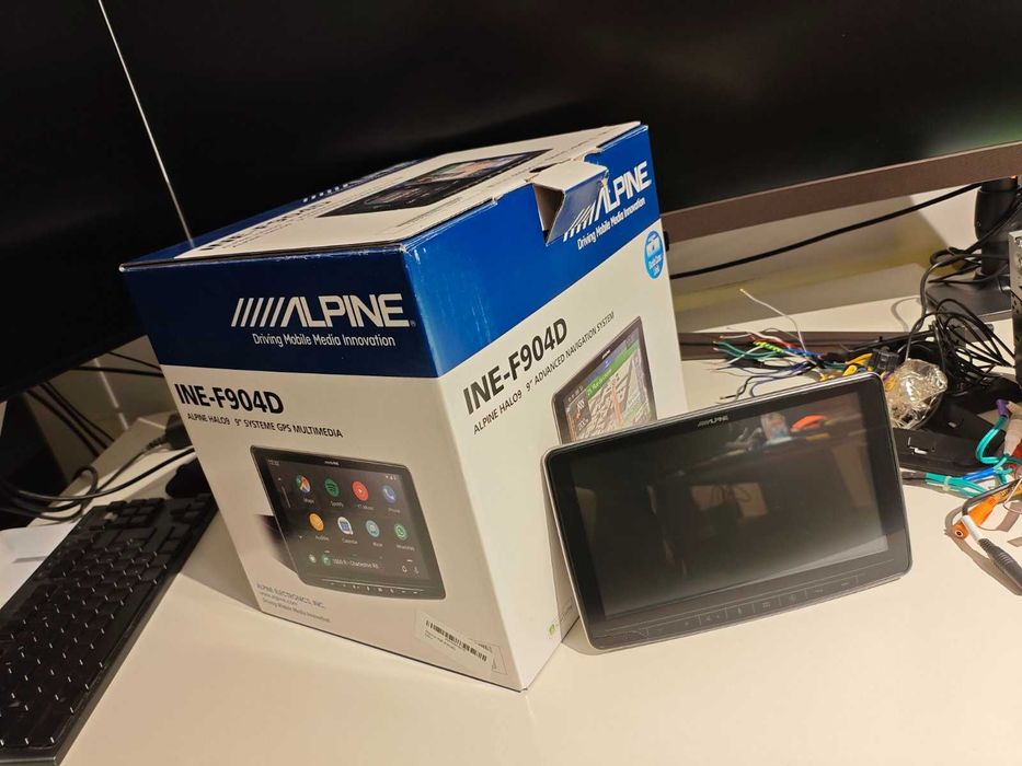 ALPINE HALO9 INE-F904D GPS MULTIMEDIA аудио и мултимедия за коли