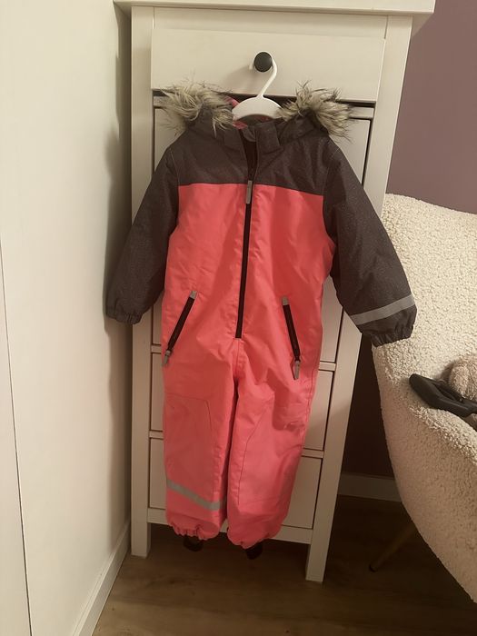 Розов непромокаем космонавт за момиче