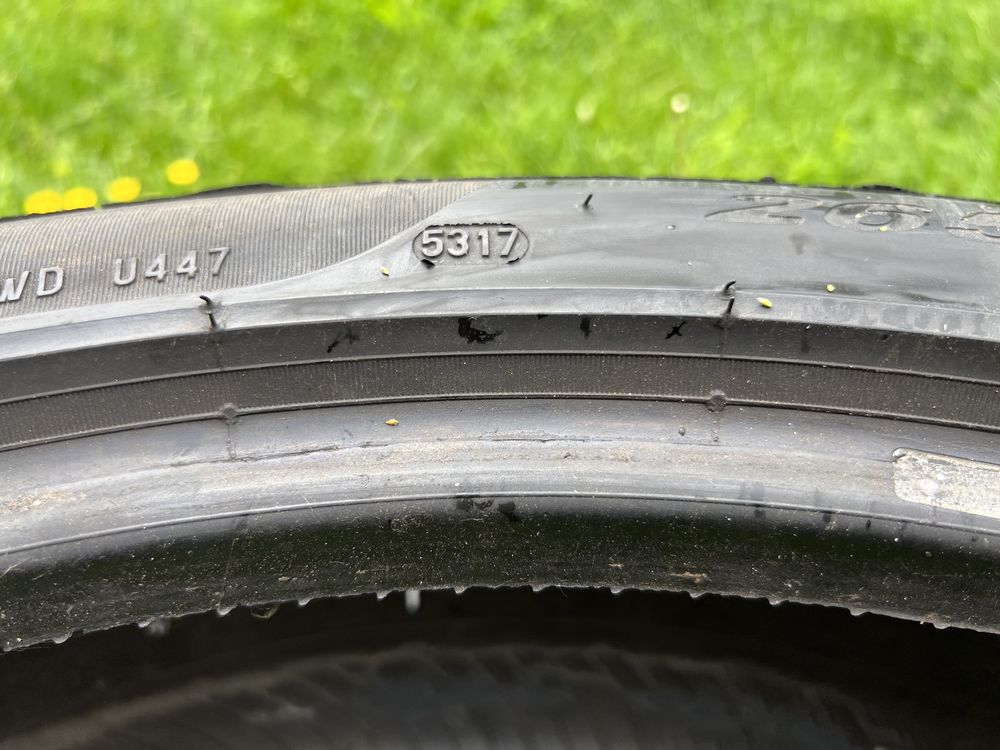 Set 4 anvelope Pirelli vara 265 40 R22