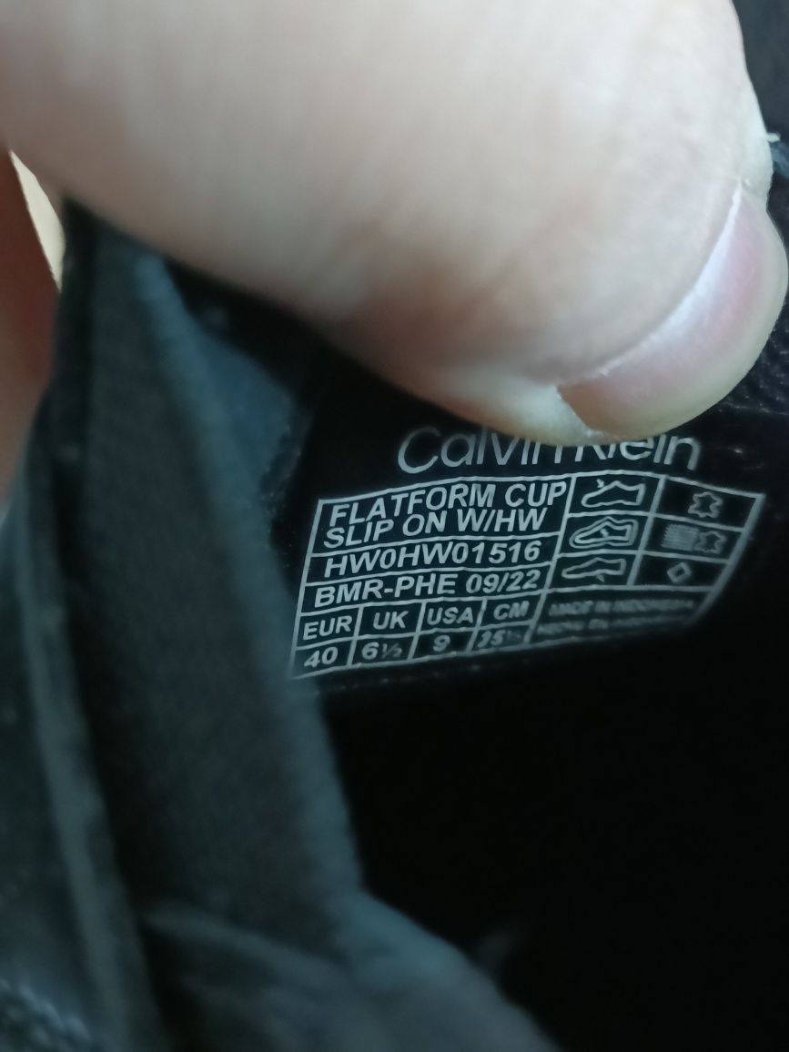 Сникърси Calvin Klein номер 40 код 20A