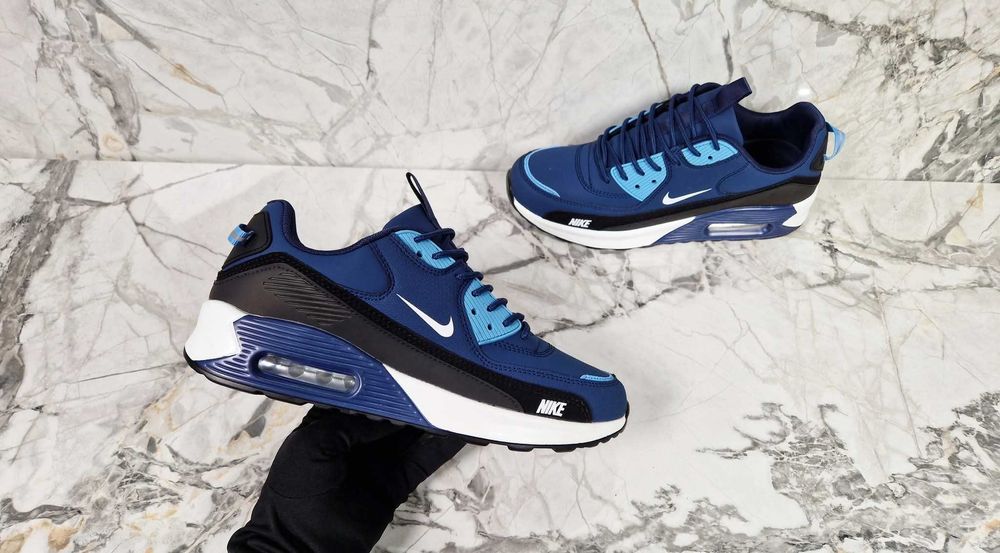 Мъжки маратонки 60лв
Размери: 40,41,42,43,44,45
Код: А-59