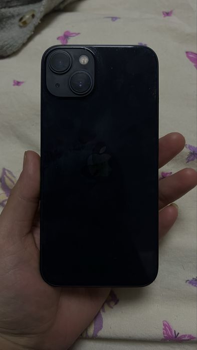 Продается айфон 13