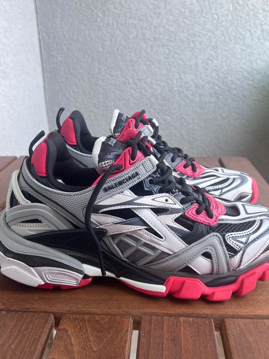 Balenciaga track 2