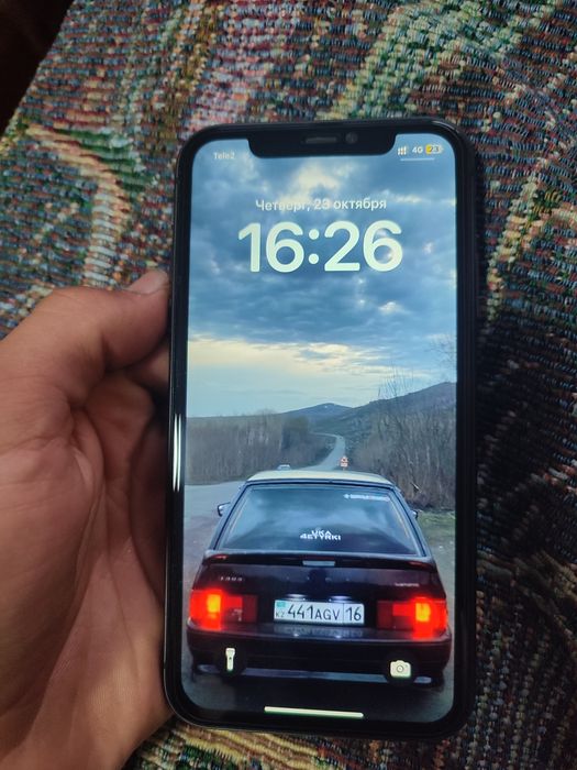 Продам айфон 11 .