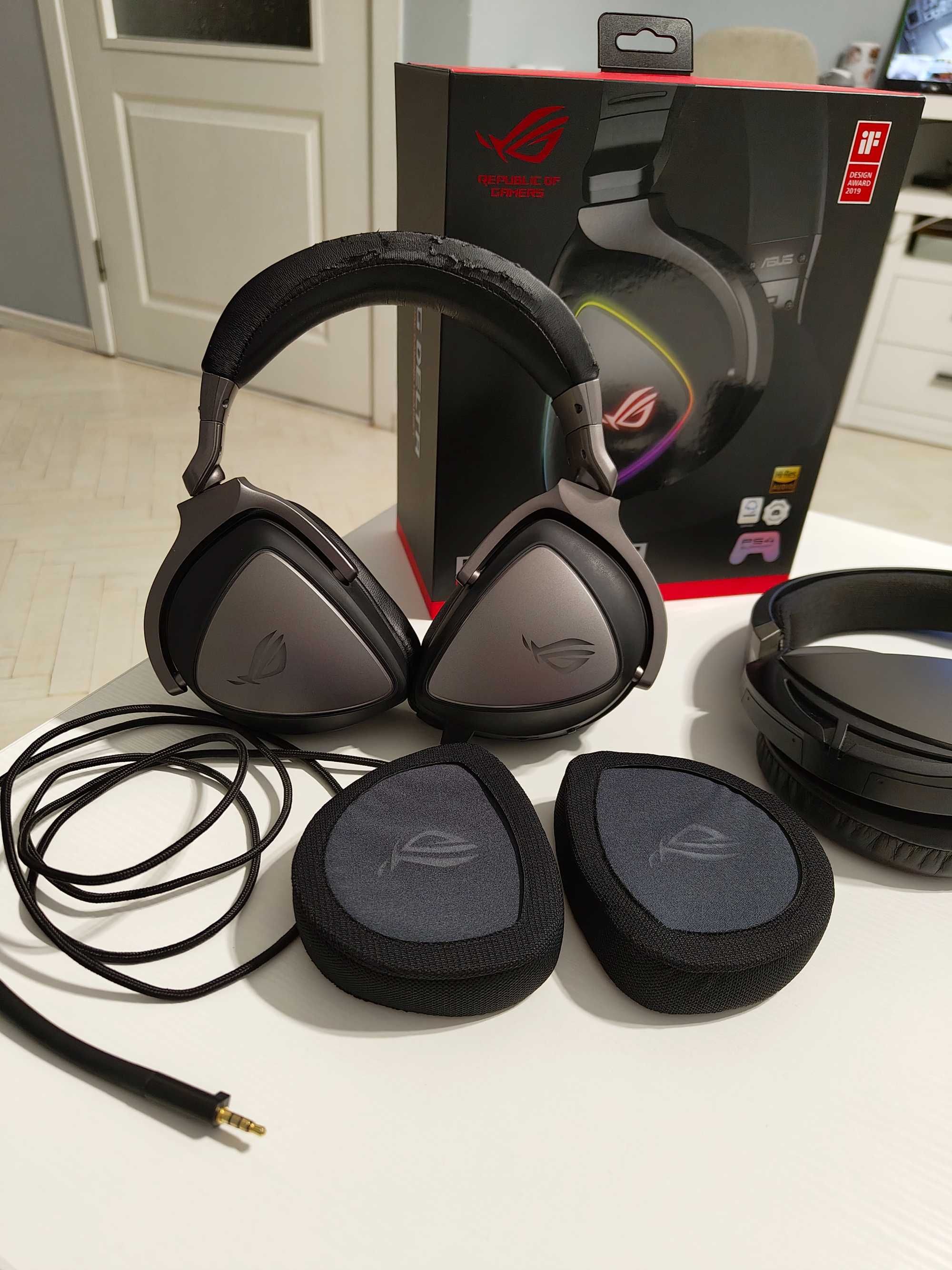 Слушалки ASUS ROG DELTA RGB +подарък