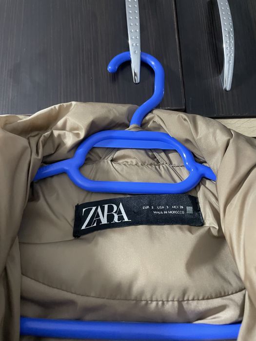 Geaca Zara Culoare Crem