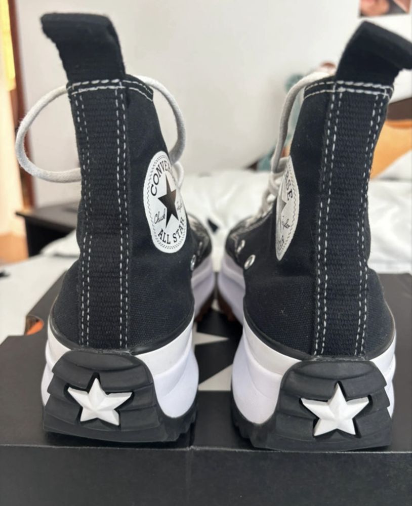 Converse Run Star Hike