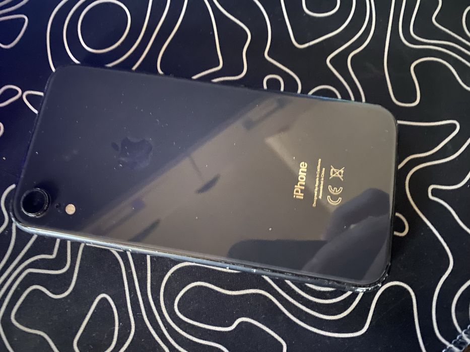 iPhone Xr /64 gb
