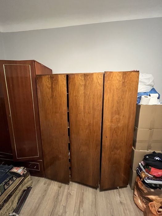 Продам советский шкаф БУ