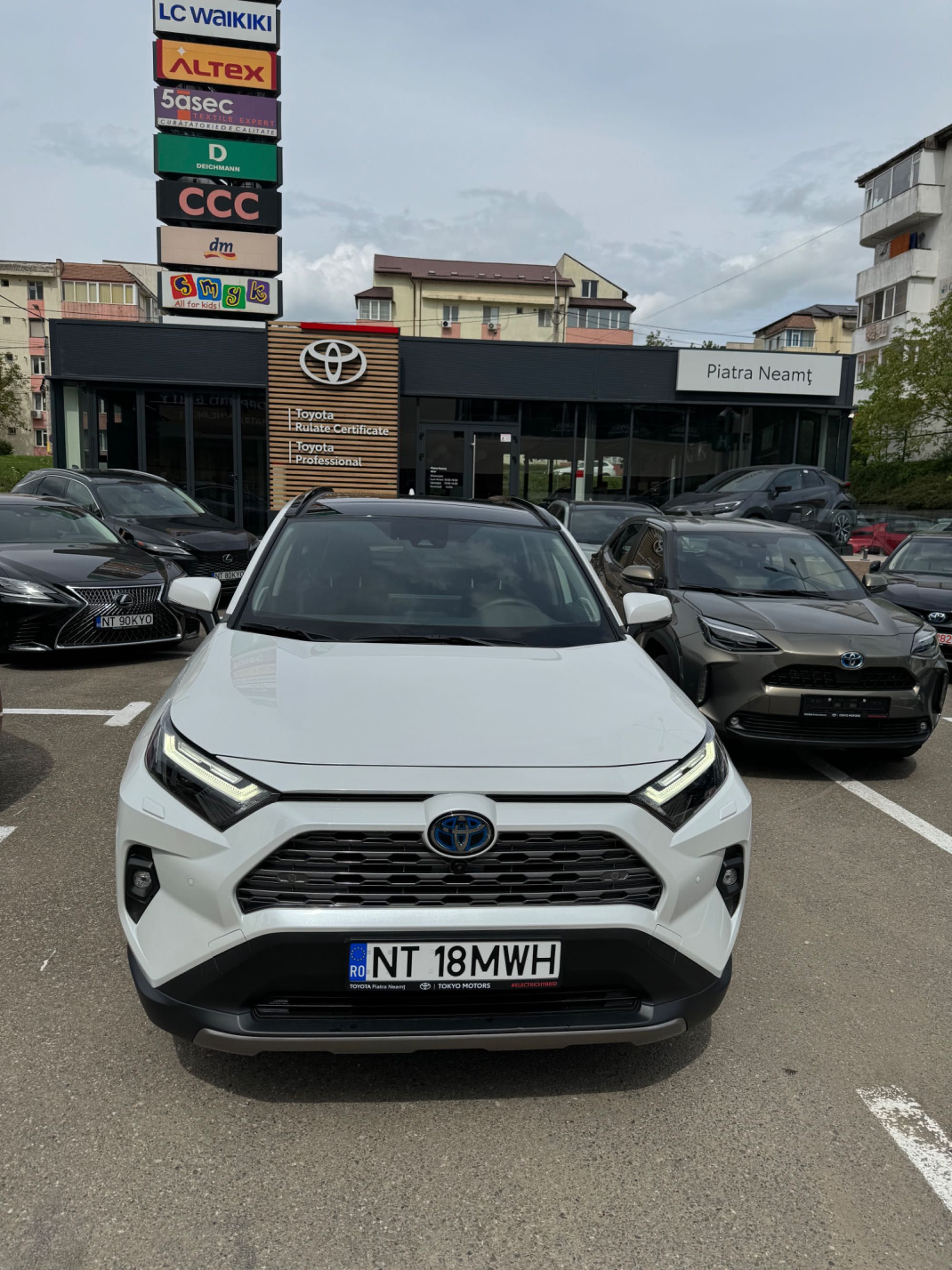 Toyota RAV4 Hybrid Luxury Premium AWD 4x4