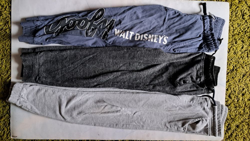 Set pantaloni 134-140