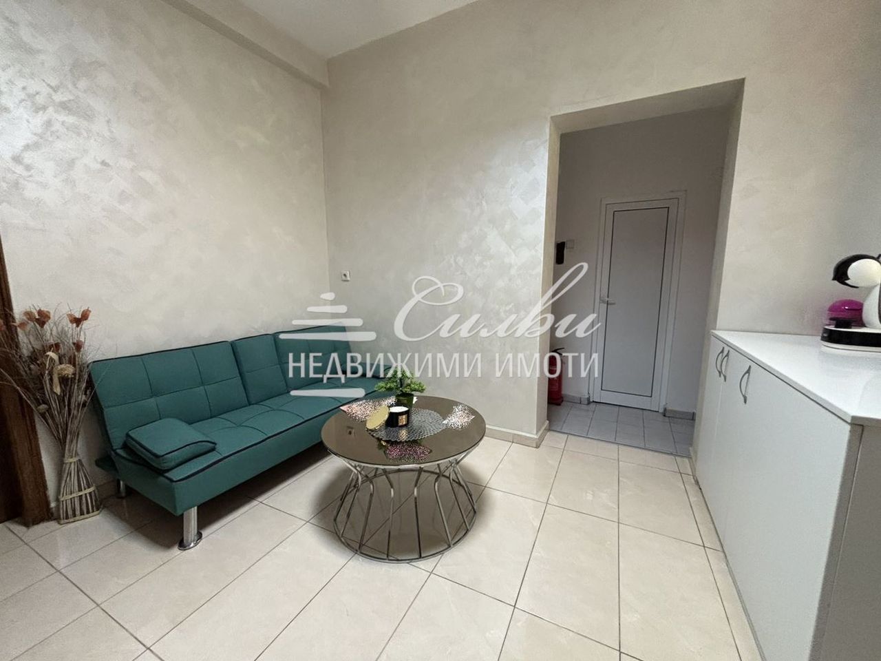 Дава се под наем Магазин в Шумен, Център - 20 кв.м за 102 € - Снимка #4
