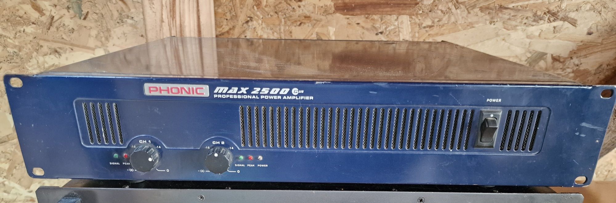 Vand amplificare Phonix Max2500