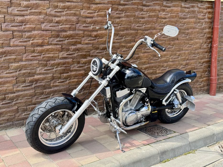 Suzuki Intruder VS 1400 custom