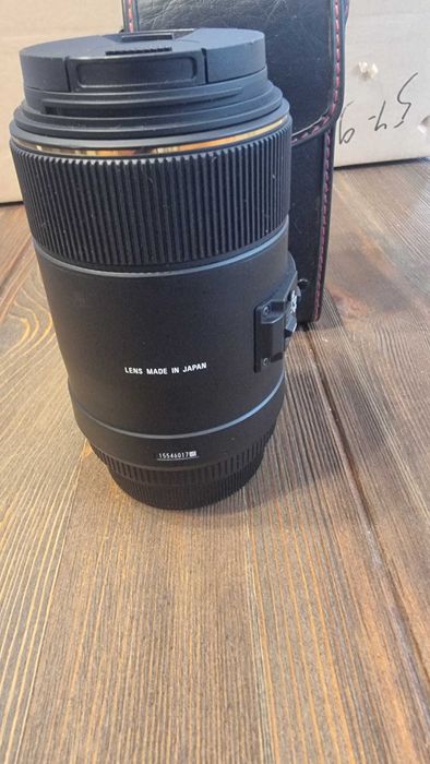 SIGMA 105mm 1:2.8 DG MACRO