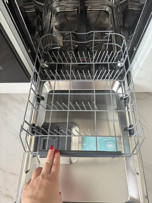 Продам посудамойку встроенную