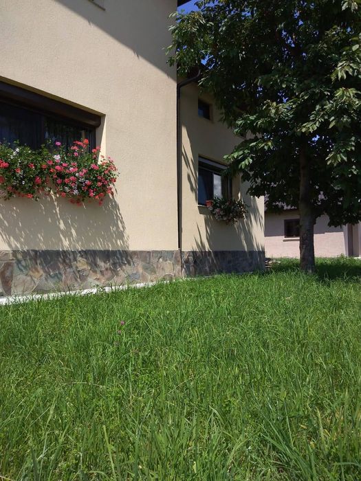 Casa cu grădina in Craciunesti