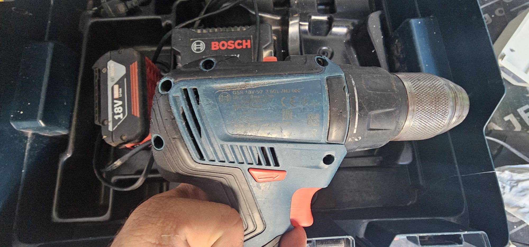 Filetanta / Bormasina Bosch GSR 18V-50 cu 2 acumulatori 5Ah