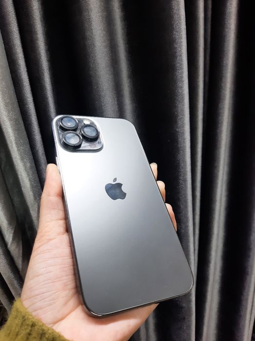 Продам IPHONE 13 Pro Max 256 Гб.