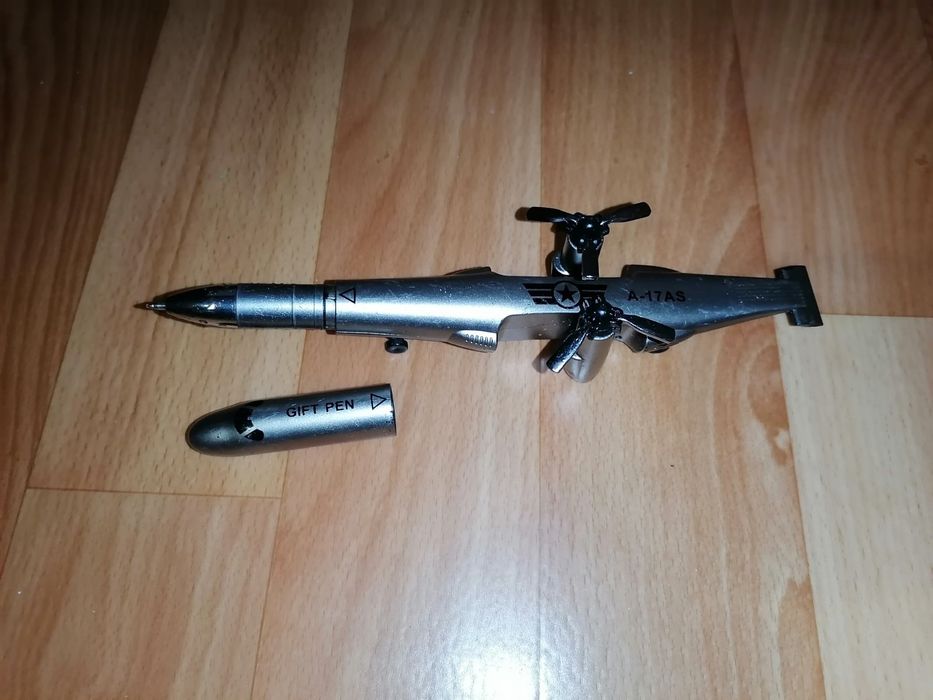 Химикалка играчка