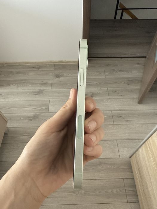 Iphone 12. De vanzare