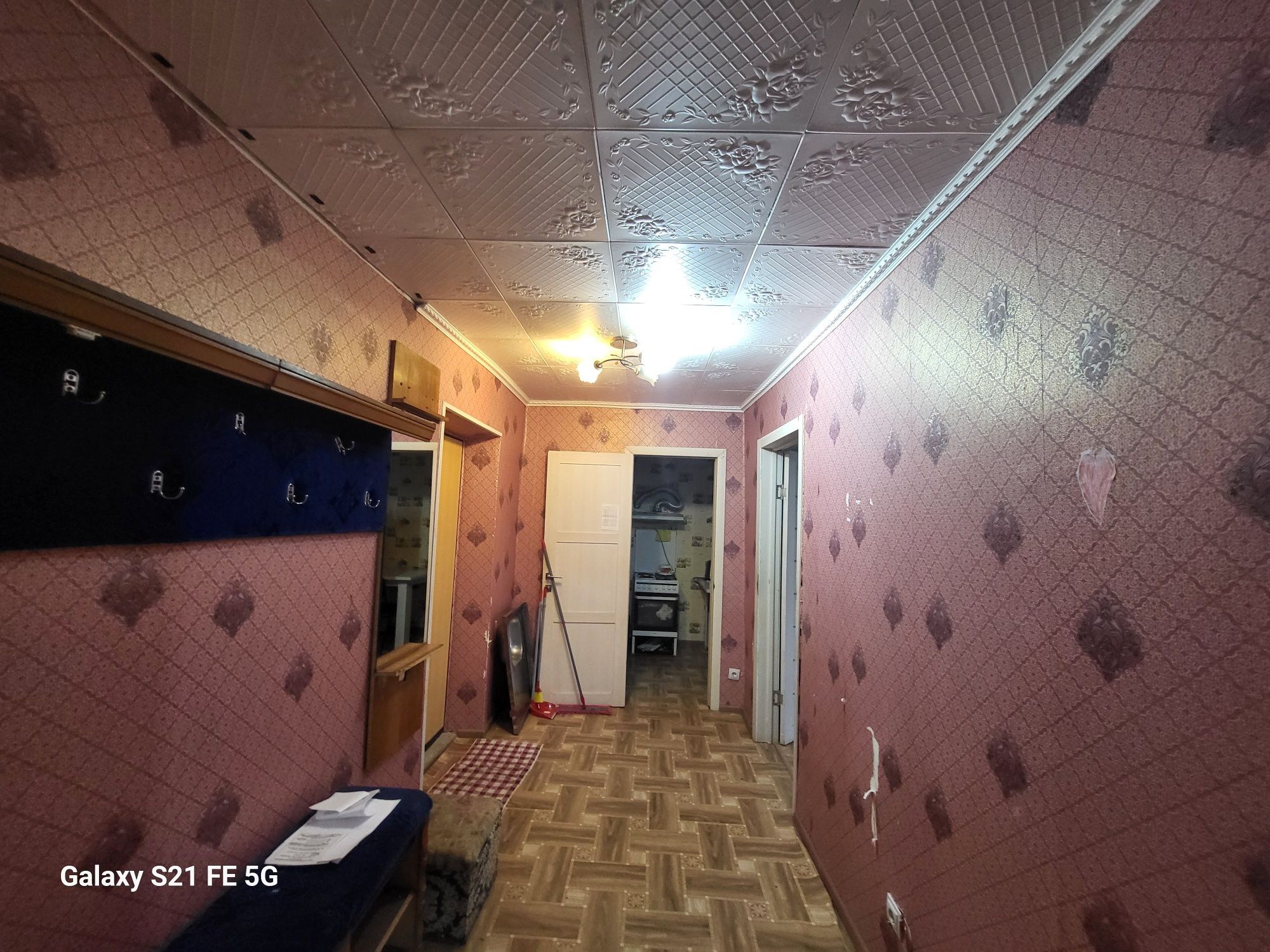 Продам 2комн квартиру по адресу 7микр 52 дом.