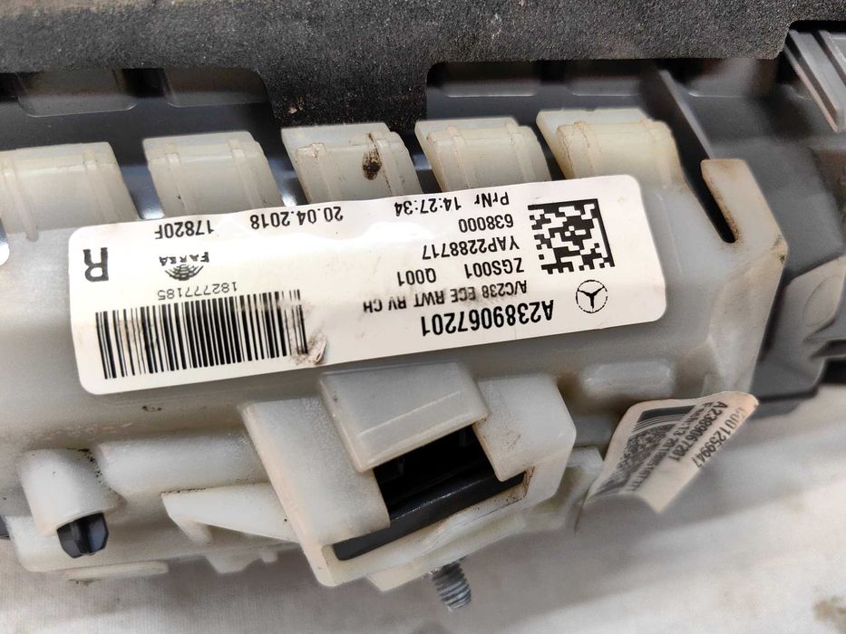 Оригинален стоп Мерцедес 238  Mercedes E 238 Coupe