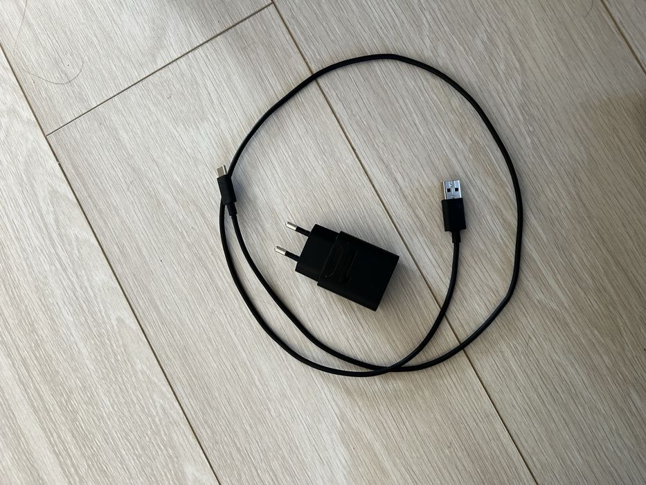 Зарядка для телефона тайпси