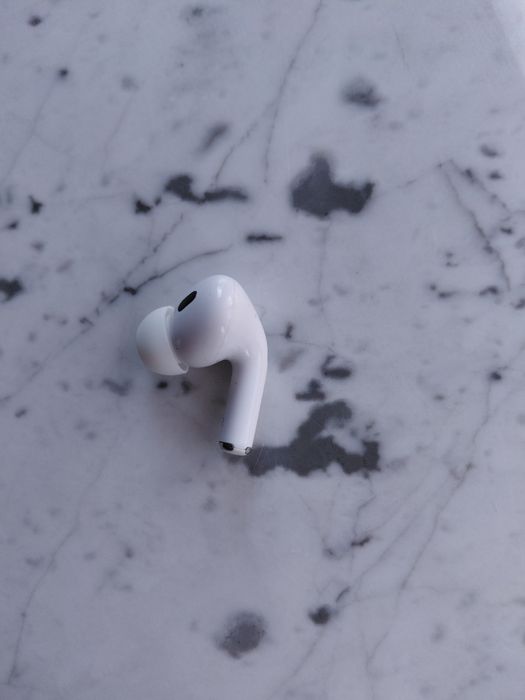 AirPods Pro 2 (USB-C) – originale Apple, cu cutie și accesorii complet