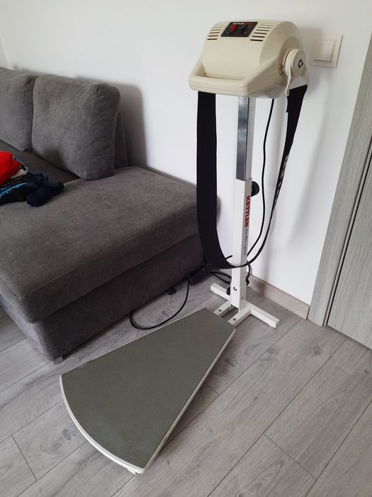 Aparat vibromasaj Kettler