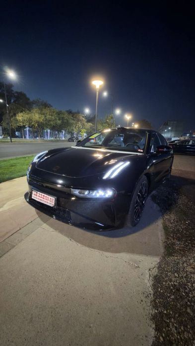 zekeer 001 yuu pazitsa